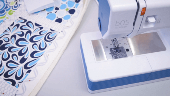 Bernette 05 CRAFTER Heavy-Duty Sewing Machine – Top Notch Sew & Vac